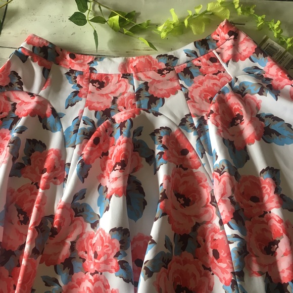 INC Swing Skirt - Picture 3 of 4